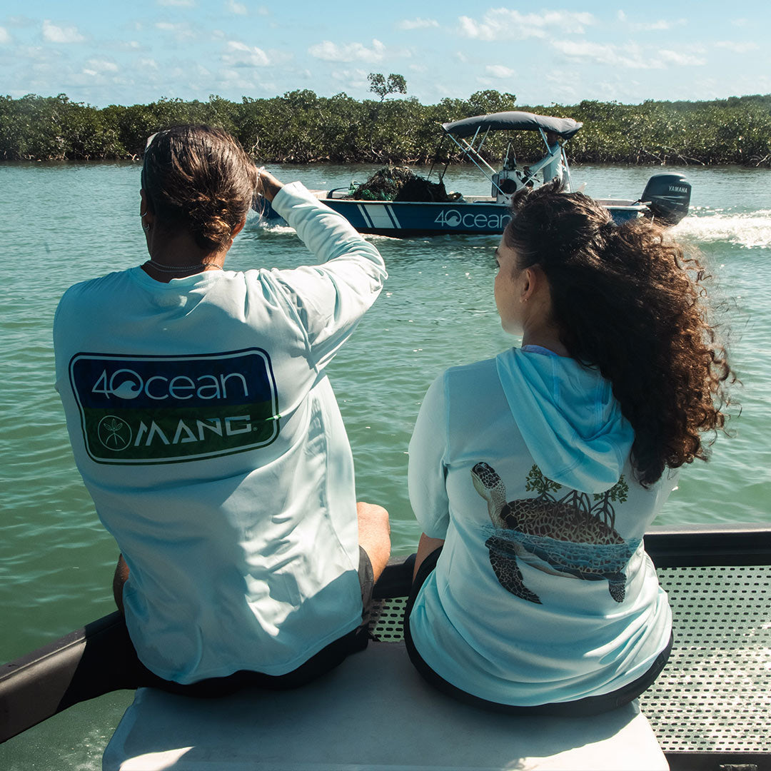 MANG 4ocean Turtle Premium Hoodie - Women's - -